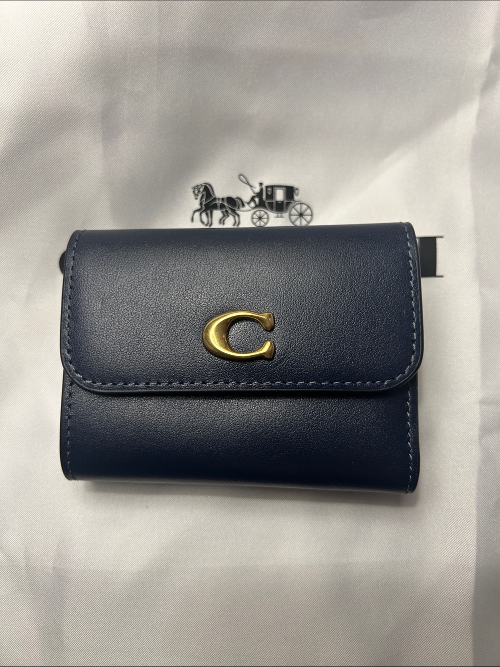 Essential Card Holder Wallet Navy